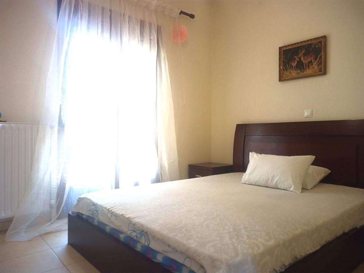 Ferienwohnung Μεζονετα Nea Roda Exterior foto