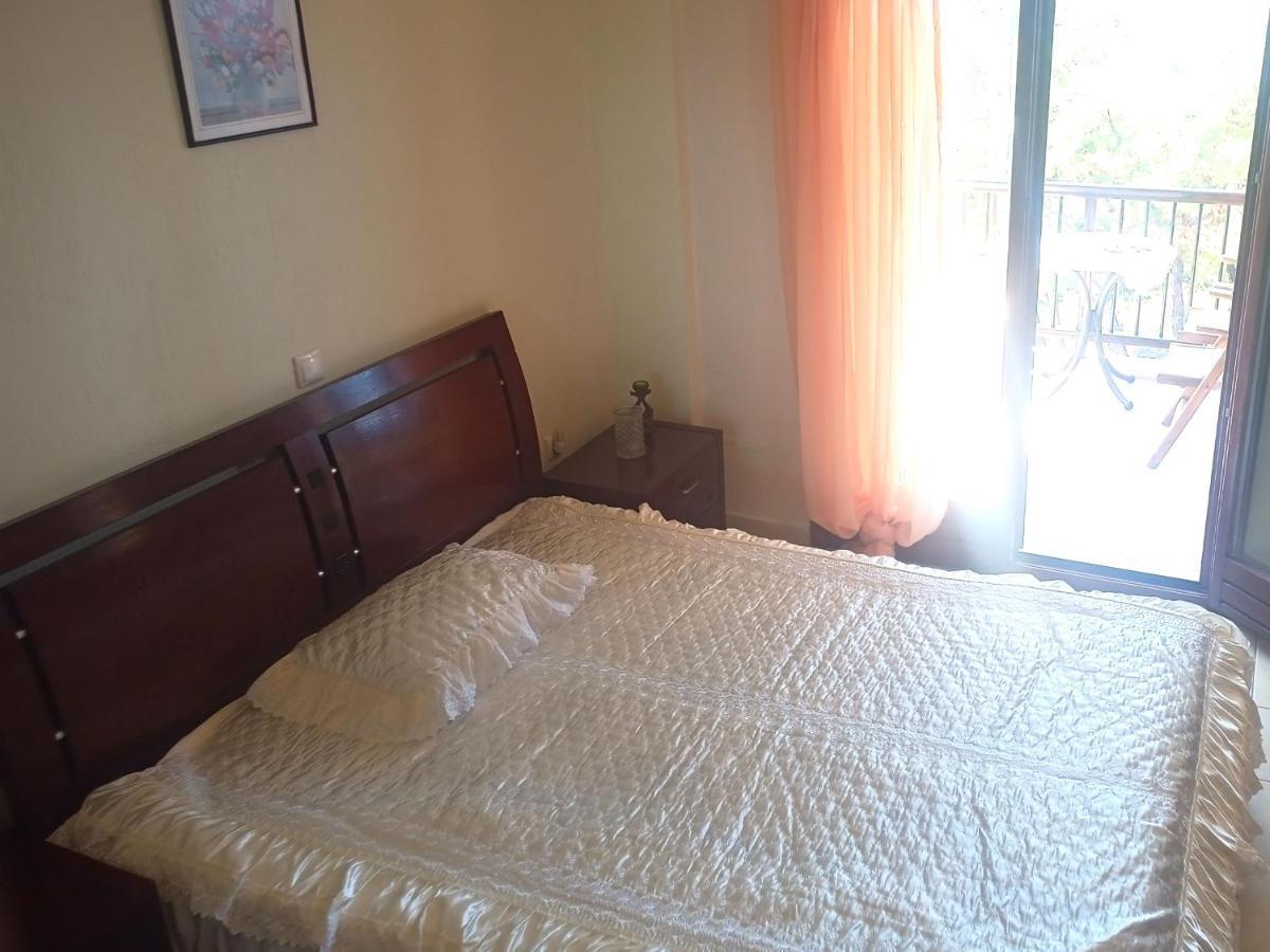 Ferienwohnung Μεζονετα Nea Roda Exterior foto