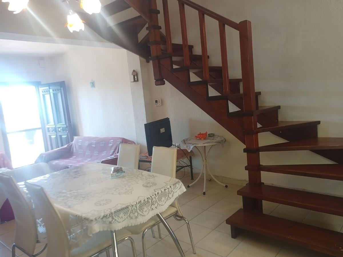 Ferienwohnung Μεζονετα Nea Roda Exterior foto